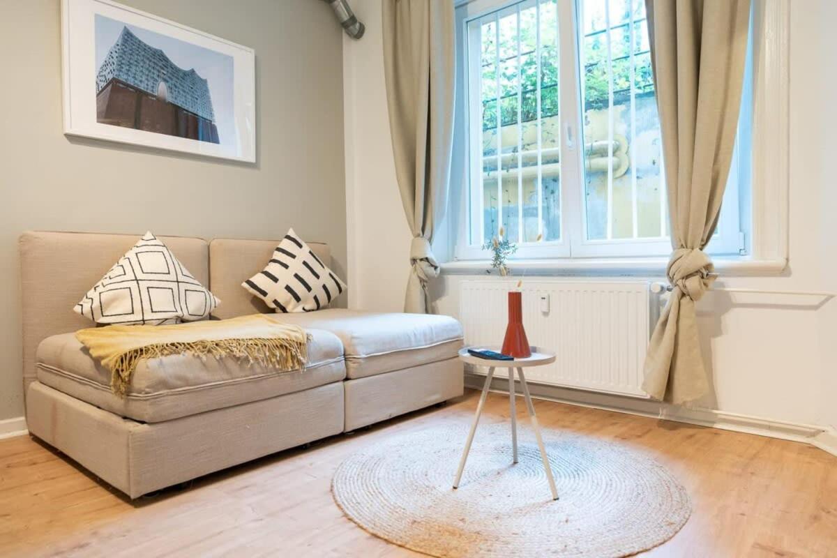 Hamburg City Apartment For 4 Hamburgo Exterior foto